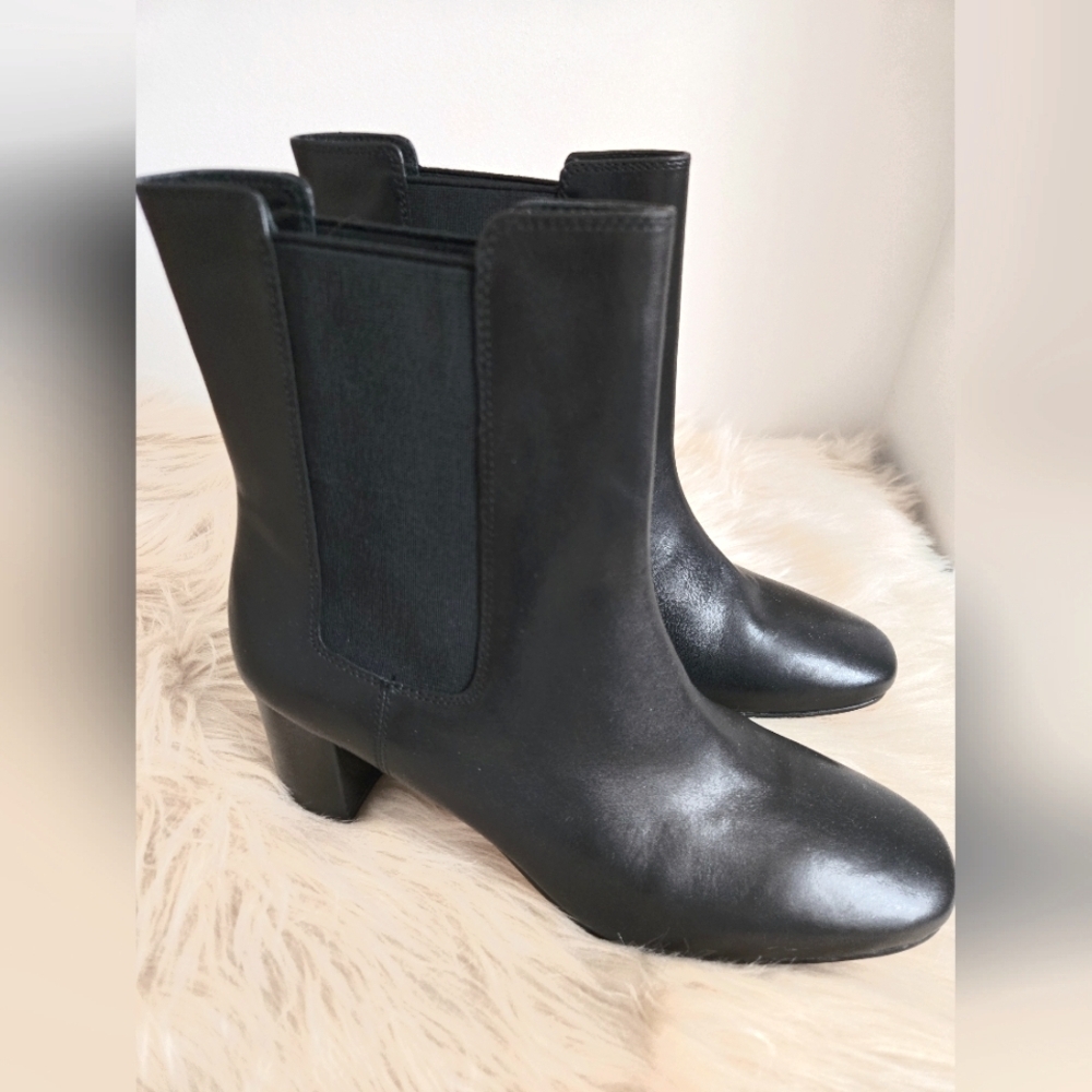 NWOT J. Crew Willa black leather stacked-heel boots size 10.5